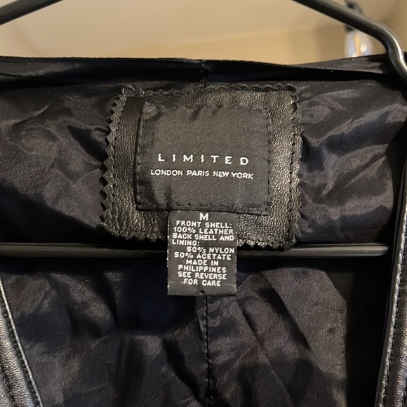 Vintage Leather Vest - Picture 2 of 3